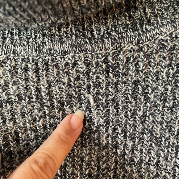 Alya Sweater M Excellent Vintage Condition Cowel Turtleneck Collar Cozy Comfort - Picture 7 of 8